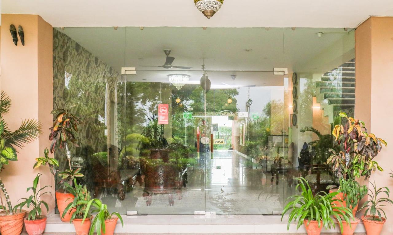 The Baghban Hotel & Resort, Baddi ภายนอก รูปภาพ