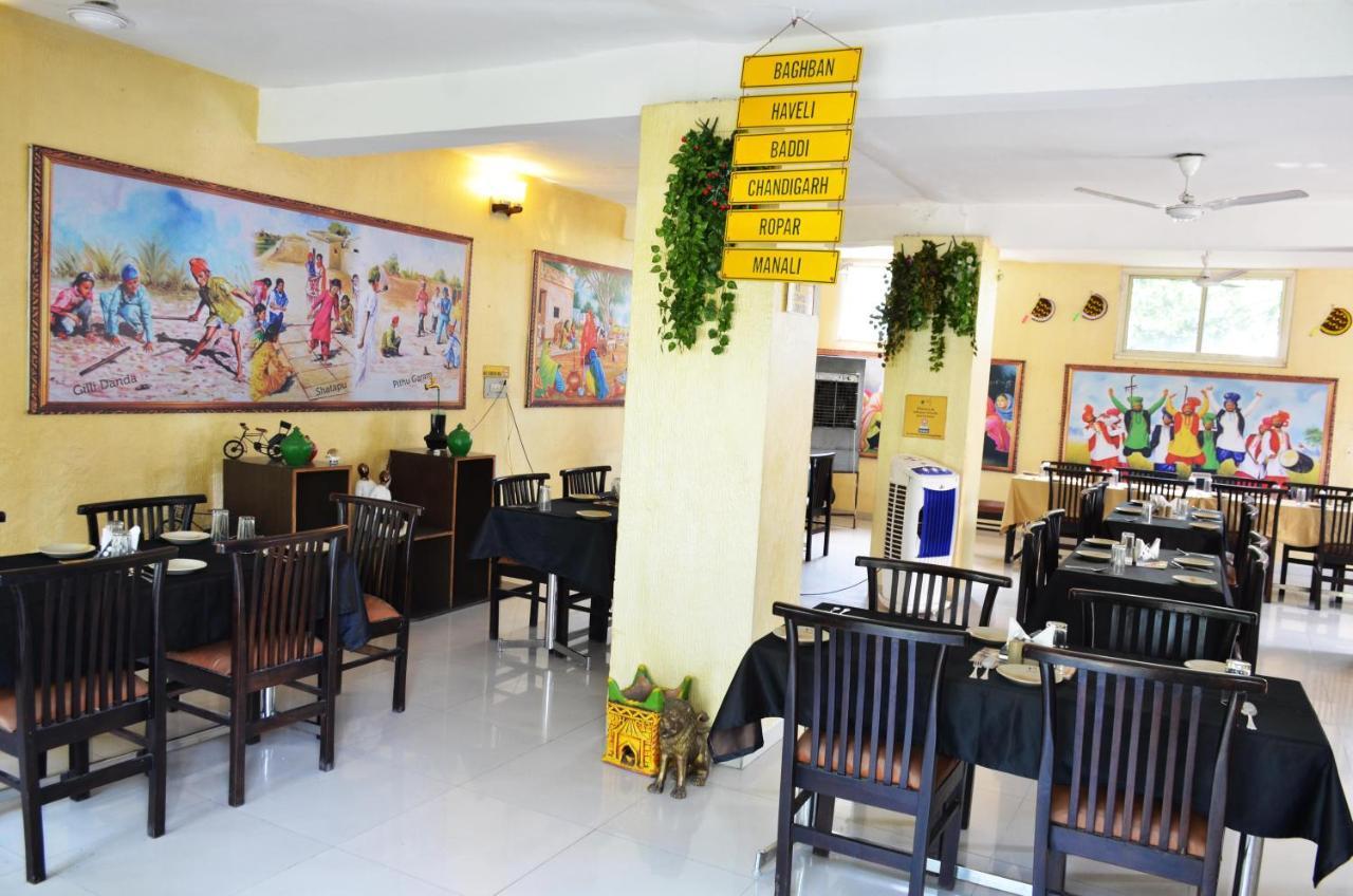 The Baghban Hotel & Resort, Baddi ภายนอก รูปภาพ